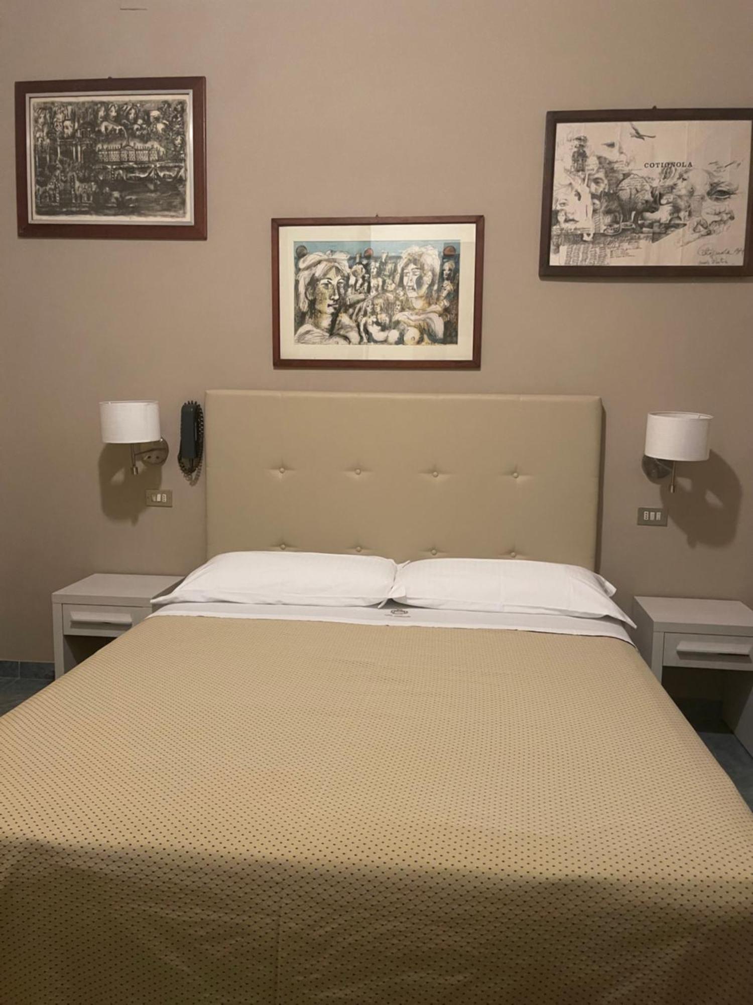 Ariella Hotel